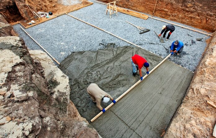 Основные аспекты и полезные рекомендации по процессу бетонирования